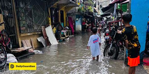 Treñas calls out DPWH for not addressing Iloilo City flooding.